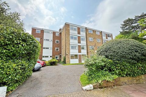 Flat 1, Courtlands, 17 Court Downs Road, Beckenham, BR3 6LN