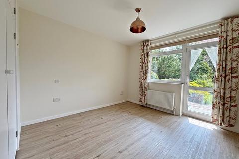 Flat 1, Courtlands, 17 Court Downs Road, Beckenham, BR3 6LN