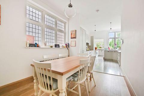 5 bedroom semi-detached house for sale, London NW11