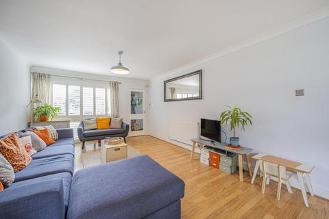 8 Hamlyn Gardens, London, SE19 2NX