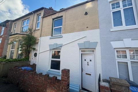 2 bedroom terraced house to rent, Union Street, Kettering, NN16