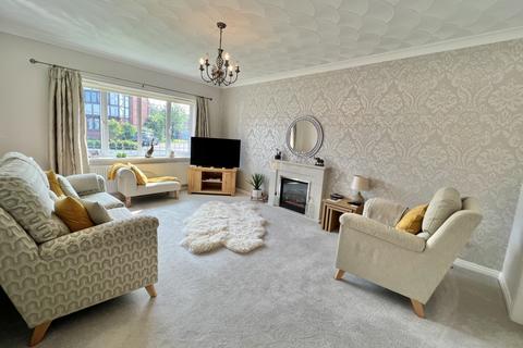 10 Cathrow Way, Thornton-cleveleys, FY5 5NG