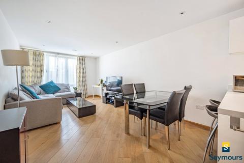 2 bedroom flat for sale, Guildford, Surrey GU1