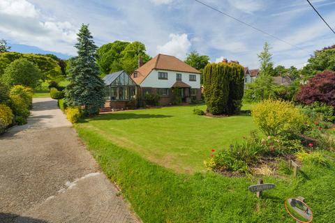 4 bedroom detached house for sale, Canterbury Road, Elham, Canterbury, CT4