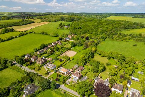 4 bedroom detached house for sale, Canterbury Road, Elham, Canterbury, CT4