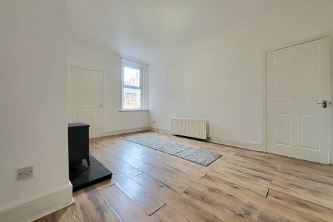 2 bedroom ground floor flat for sale, Westbourne Avenue, Gateshead NE8