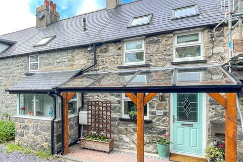 2 bedroom terraced house for sale, Nebo Road, Llanrwst, Conwy, LL26