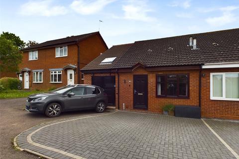3 bedroom semi-detached house for sale, Shipwright Close, Worcester, Worcestershire, WR4