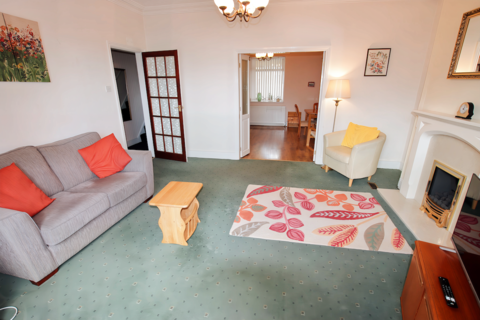 5 Derwent View, Burnopfield, Newcastle Upon Tyne, NE16 6PZ
