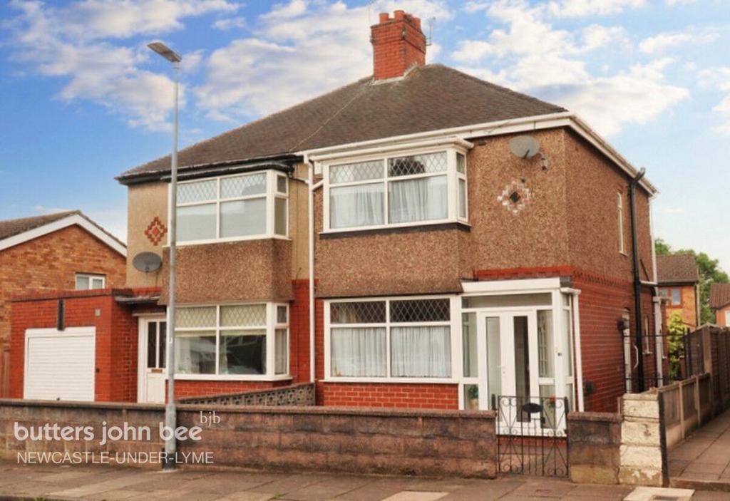Minton Street, StokeOnTrent 2 bed semidetached house for sale £140,000