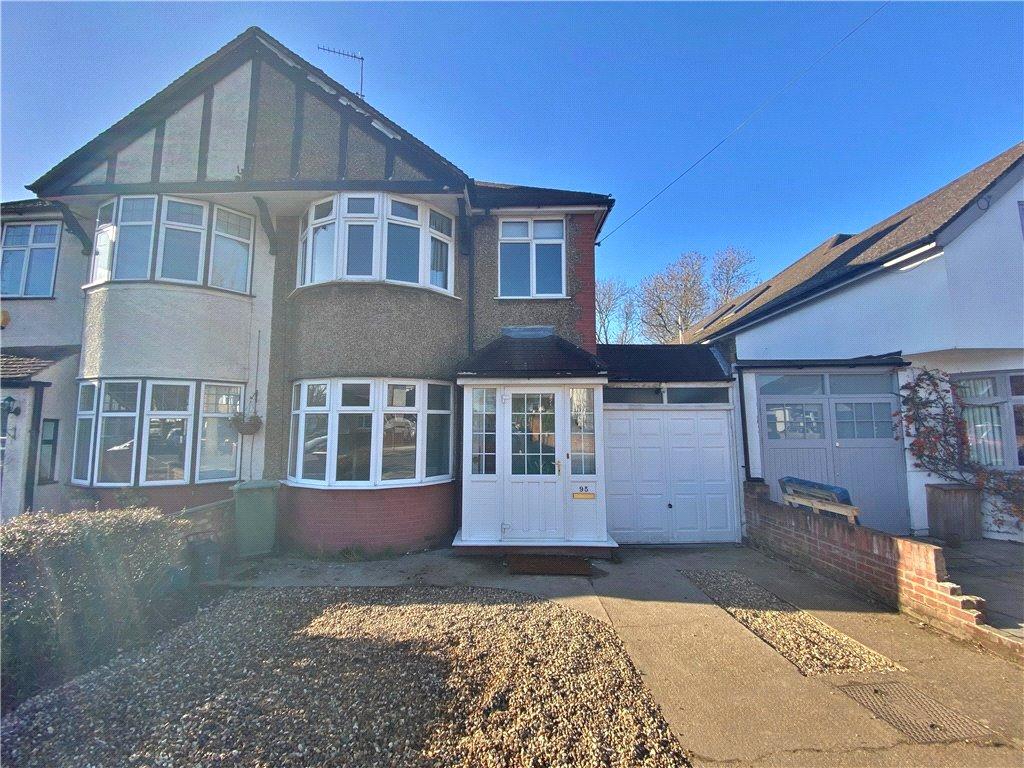 Ellerman Avenue Twickenham Tw2 3 Bed Semi Detached House £2 500 Pcm