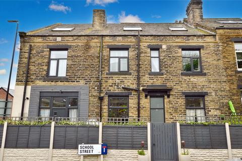 4 bedroom terraced house for sale, School Street, Pudsey, West Yorkshire