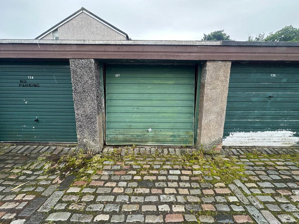 Barke Road, Cumbernauld, North... 1 bed garage for sale £5,500