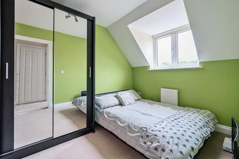 4 bedroom townhouse for sale, Bagshot,  Surrey,  GU19