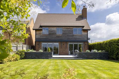 4 bedroom detached house for sale, Murcot Road, Childswickham, Broadway, Wychavon, WR12