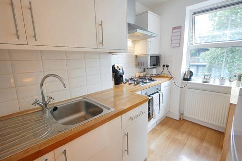 1 bedroom flat to rent, Chiswick High Road, London W4