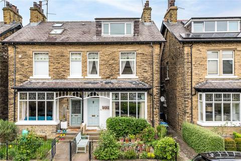 6 bedroom semi-detached house for sale, Avondale Crescent, Shipley, West Yorkshire, BD18