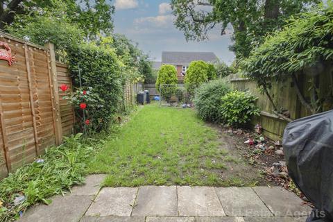 2 bedroom terraced house for sale, Redwood Close, South Oxhey