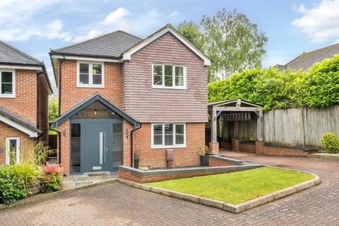 4 bedroom detached house for sale, Winchester Road, Bishops Waltham, Southampton, Hampshire, SO32