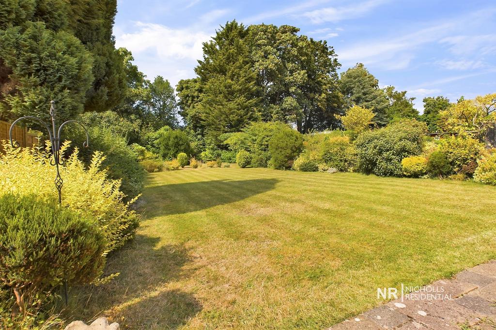 Garden Extra Photo 2