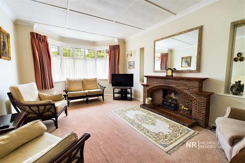 78 Great Tattenhams, Epsom, KT18 5SD
