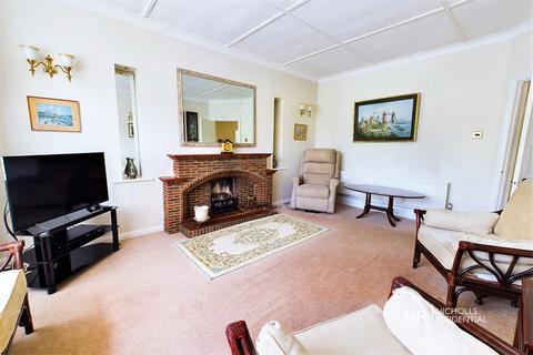 78 Great Tattenhams, Epsom, KT18 5SD