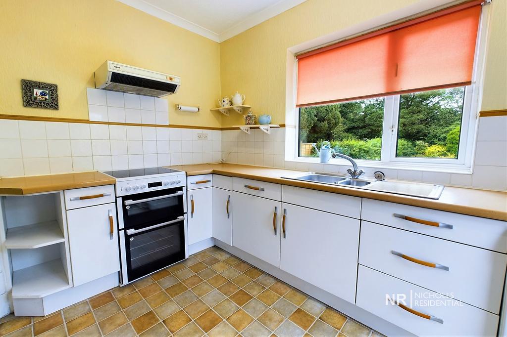 Kitchen Area x