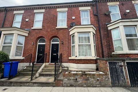 4 bedroom terraced house to rent, Tancred Road, Liverpool L4