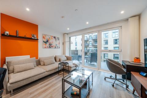 2 bedroom apartment for sale, Forest Road, London