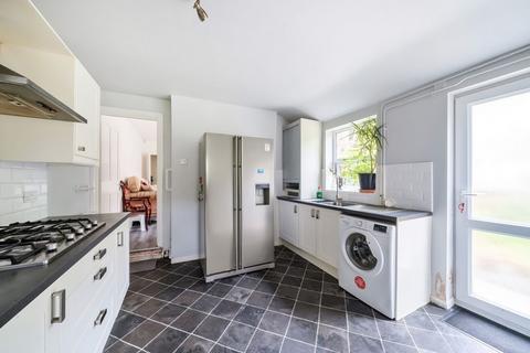 69 Castle Road, Bedford, MK40 3PR