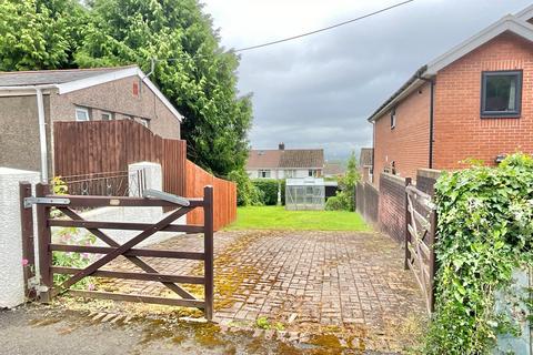 3 bedroom semi-detached house for sale, Thornhill Close, Cwmbran NP44