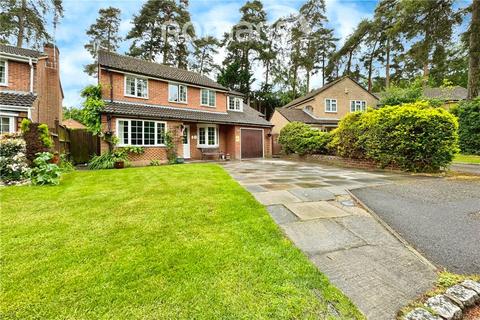 6 bedroom detached house for sale, Braye Close, Sandhurst, Berkshire