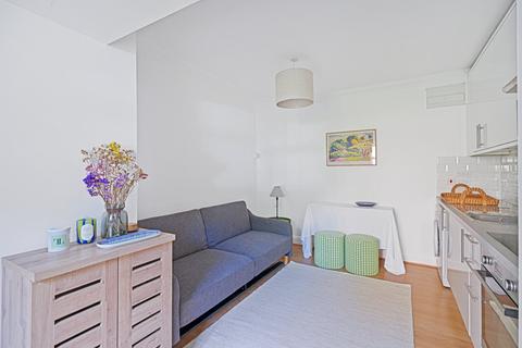 1 bedroom apartment to rent, Twig Folly Close, London, E2