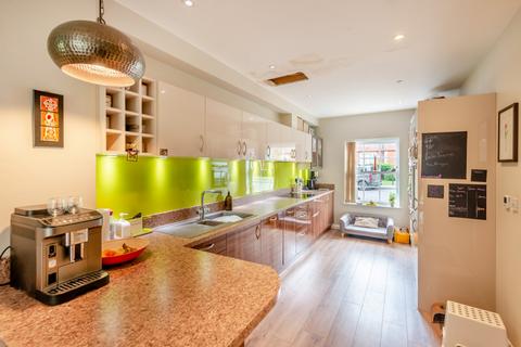 5 bedroom end of terrace house for sale, Goldsmith Way, St. Albans, Hertfordshire