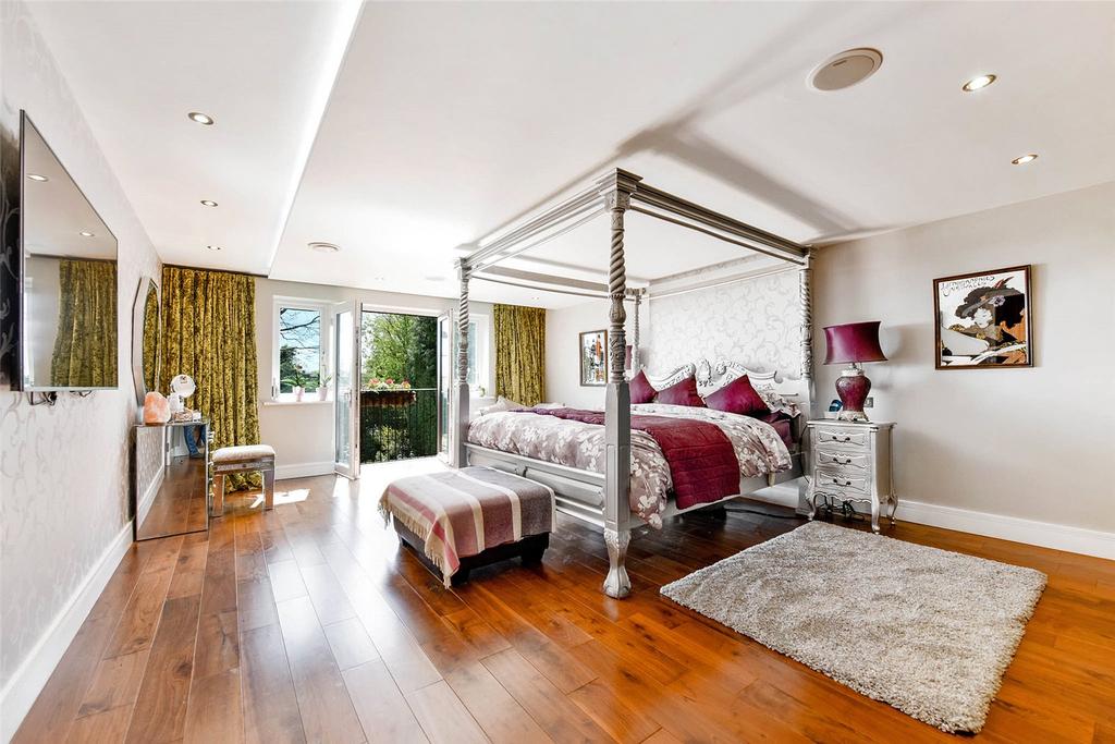 Principal Bedroom