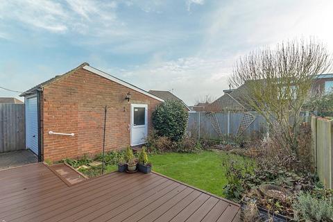 2 bedroom bungalow for sale, Sterling Road, Sittingbourne, Kent, ME10