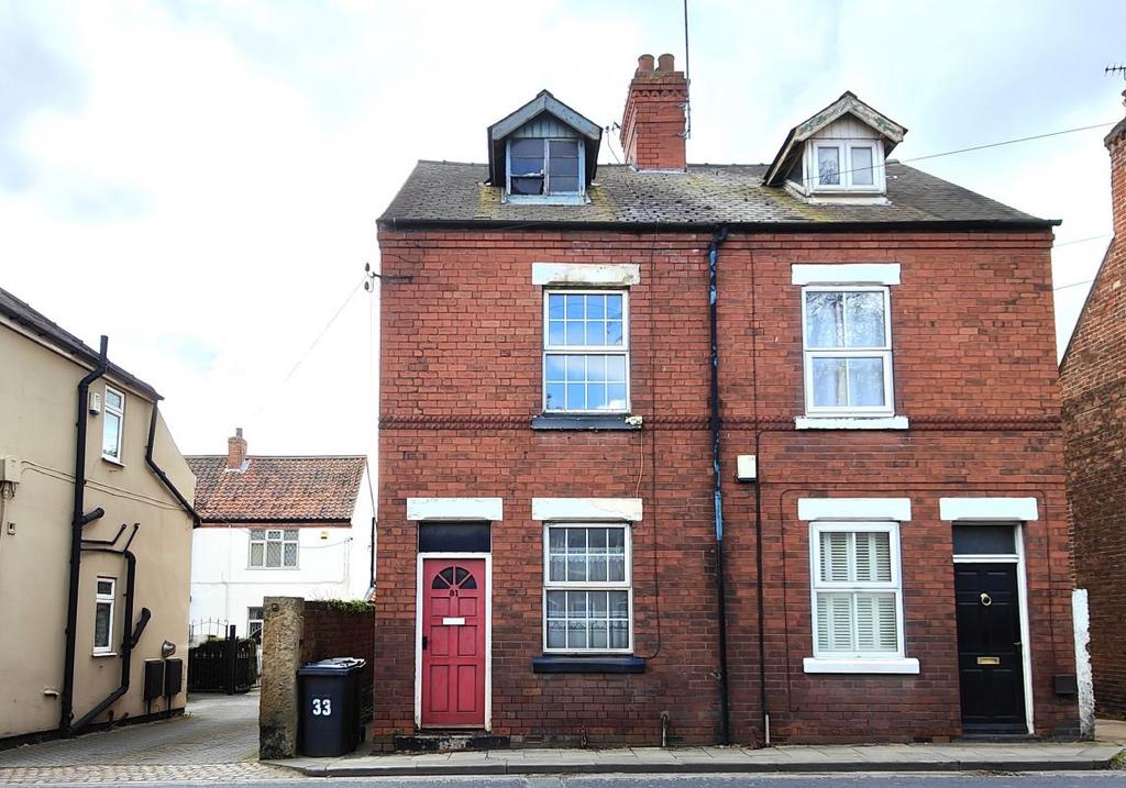31 Westgate, Tickhill, Doncaster... 3 bed semidetached house for sale