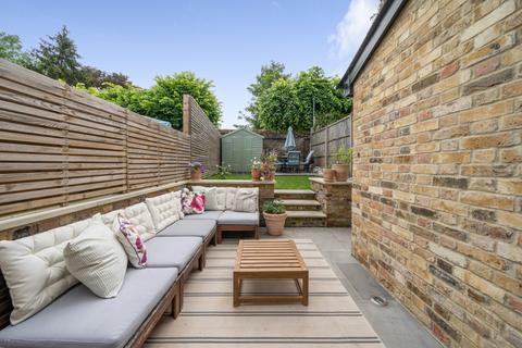 5 bedroom property for sale, Annandale Road, London