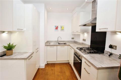 1 bedroom apartment for sale, St. Peters Street, Colchester, Essex