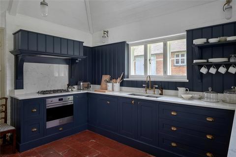 5 bedroom detached house for sale, Tunworth, Basingstoke, Hampshire, RG25