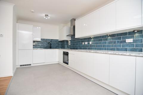 33/9 Ocean Drive, Edinburgh, EH6 6JL