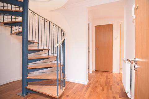 33/9 Ocean Drive, Edinburgh, EH6 6JL