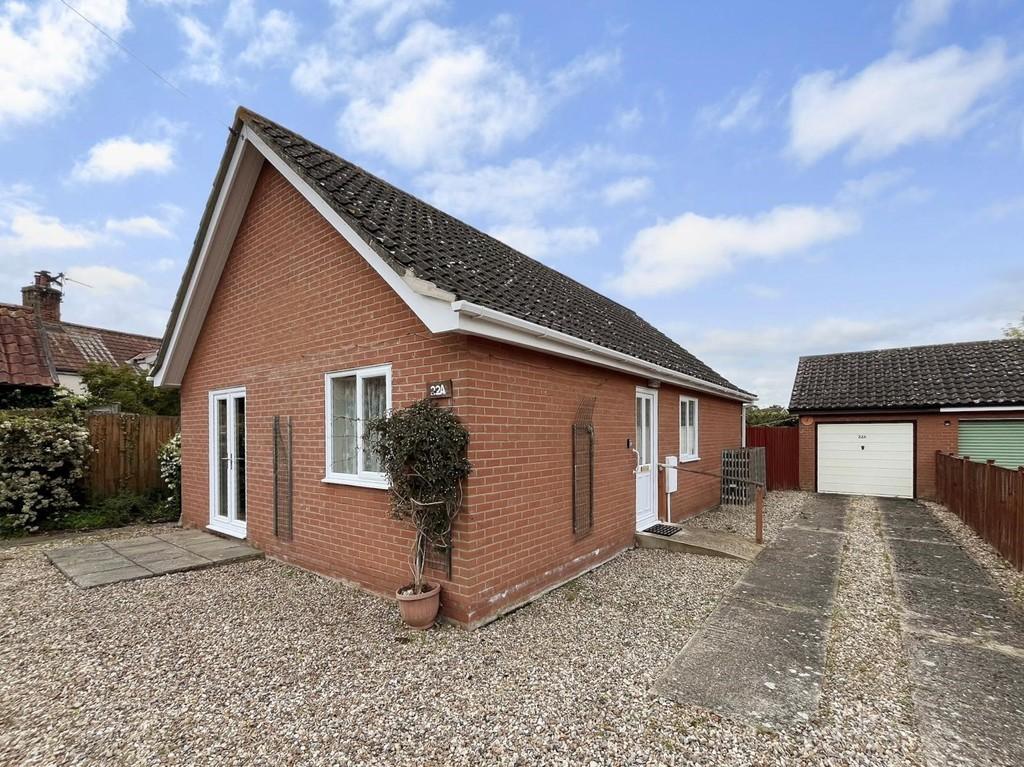 The Common, Harleston IP20 3 bed detached bungalow for sale £250,000
