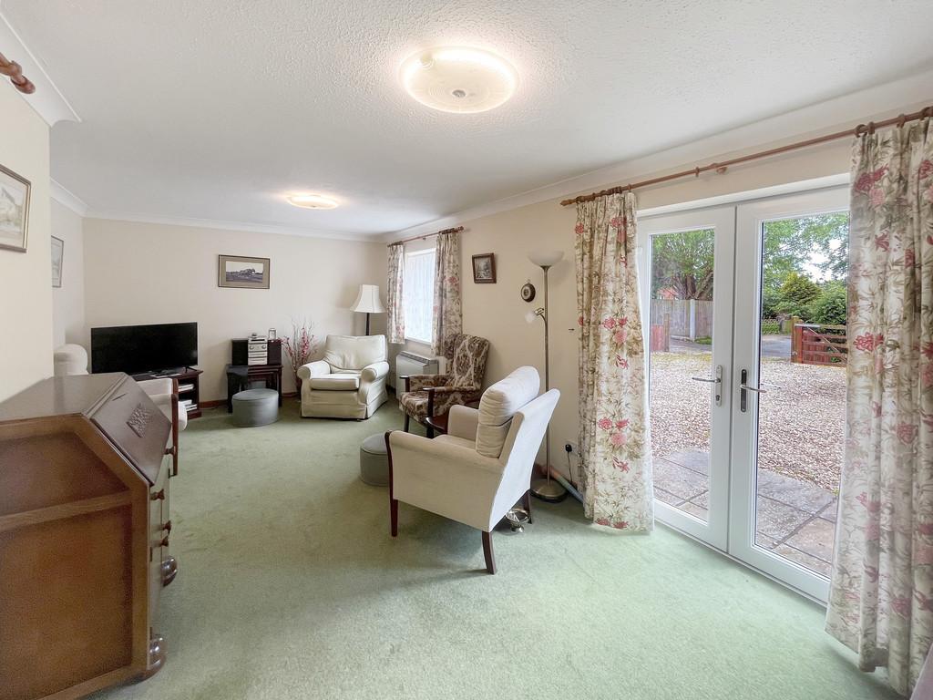 The Common, Harleston IP20 3 bed detached bungalow for sale £250,000