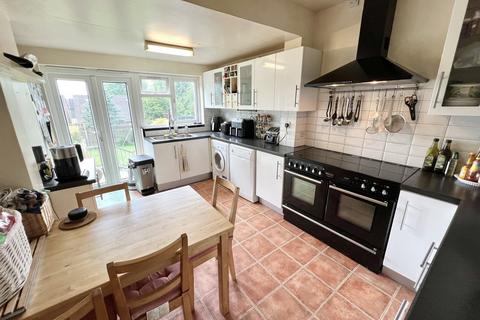 3 bedroom detached house for sale, Tixall Road, Hall Green