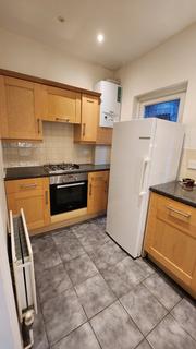 2 bedroom flat to rent, Clifton Avenue,, Finchley, Finchley Central,, N3
