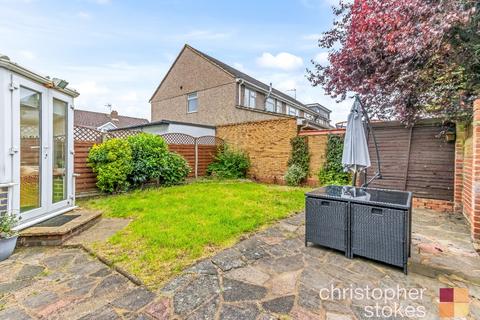 4 bedroom semi-detached house for sale, Elgin Road, Cheshunt, Waltham Cross, Hertfordshire, EN8 8QL