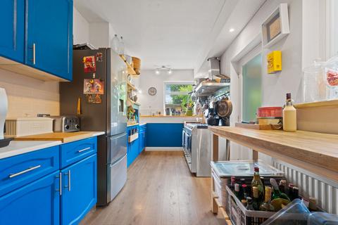 23 Buckingham Way, Wallington, SM6 9LU