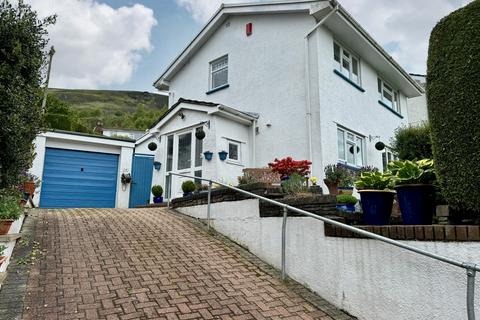 4 bedroom detached house for sale, Troedyrhiw, Merthyr Tydfil CF48