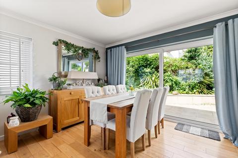 1 Clarence Road, Capel Le Ferne, Folkestone, CT18 7JU